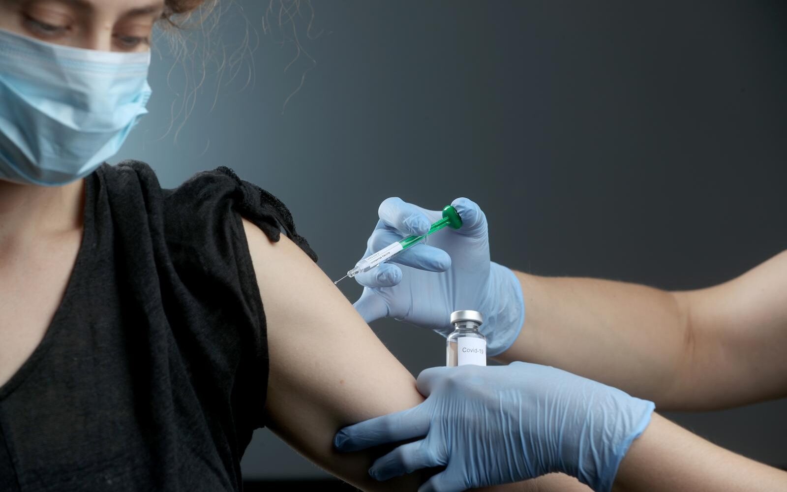 Glavni američki epidemiolog: Brzo cijepljenje je ključ borbe protiv novih sojeva