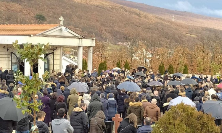 Posljednji ispraćaj Mirele Rezo i Stjepana Jukića