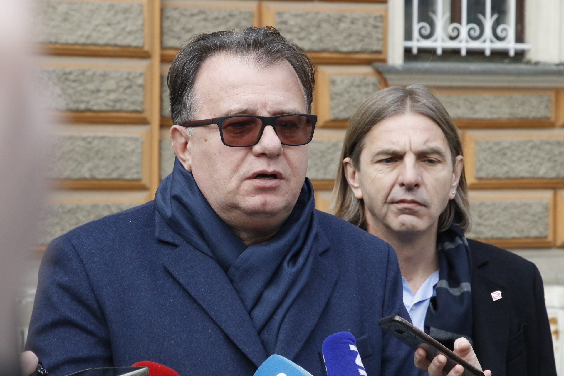 Okruženje oko bošnjačkog lidera Bakira Izetbegovića jednim metkom ubilo dva goluba