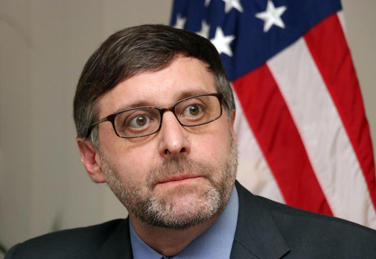 Palmer: Neće administracija Biden-Harris sređivati državu, to mora narod BiH