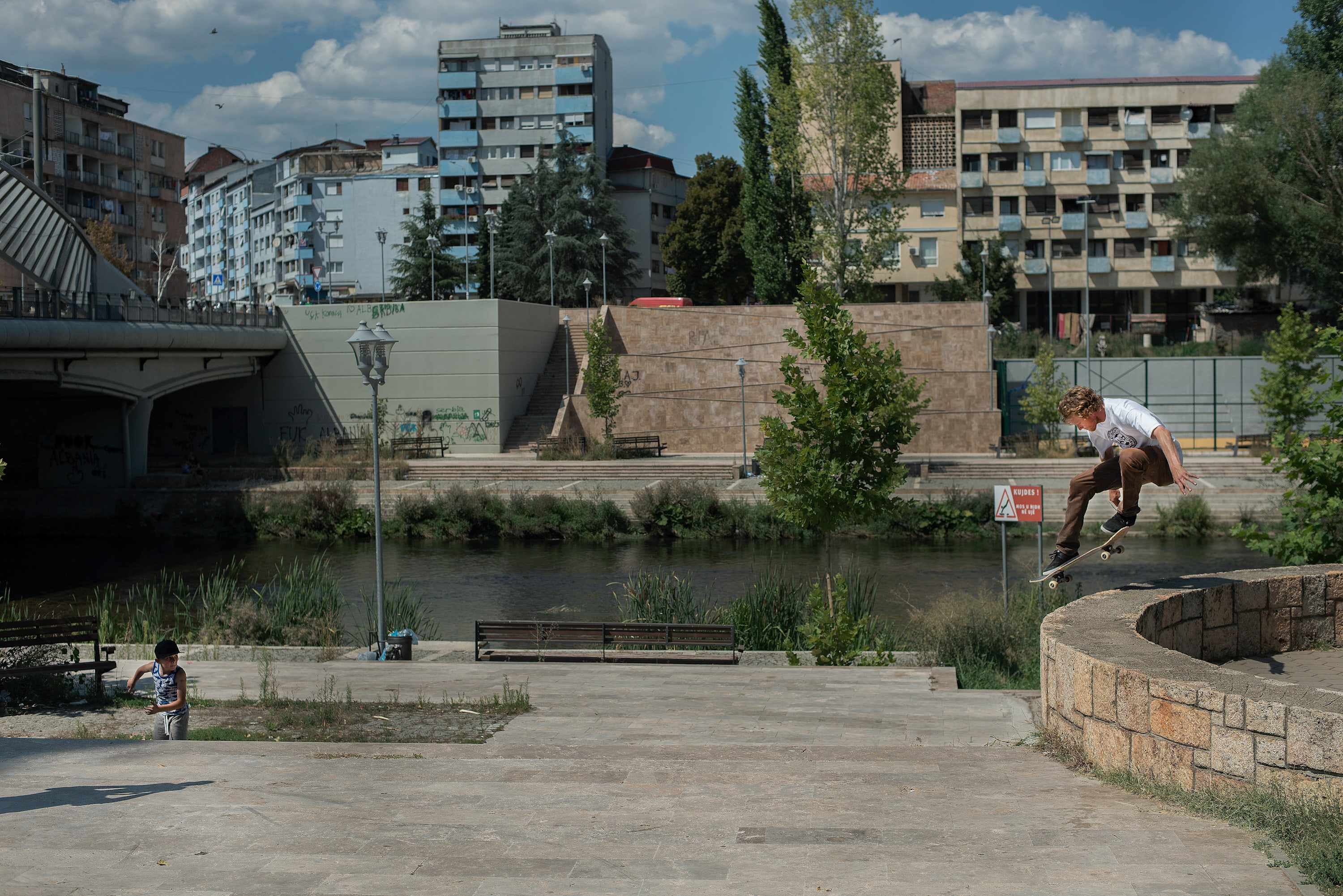 Nepoznata blaga: Putovanje Balkanom sa skejtbordom