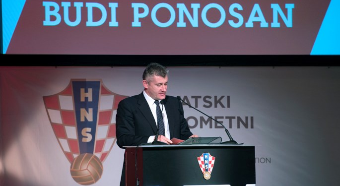 Šuker: Nećemo dopustiti osnivačima Superlige kontrolu nad nogometom