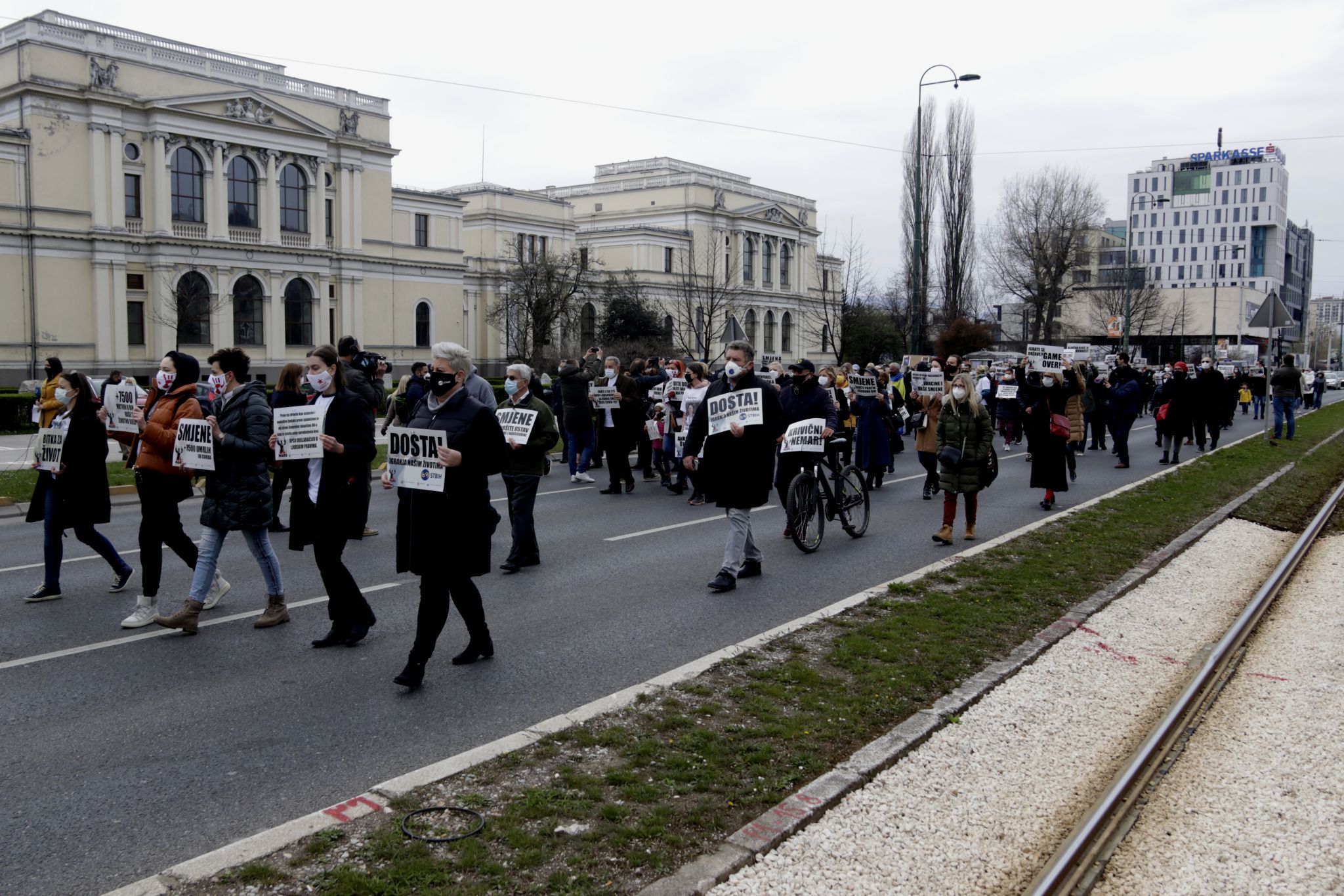 PROSVJED U SARAJEVU: E gospodo, dosta je. Neće više moći!