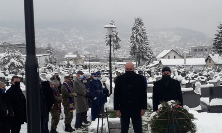 Načelnik općine Novo Sarajevo i ministar odali počast poginulim pripadnicima HVO-a