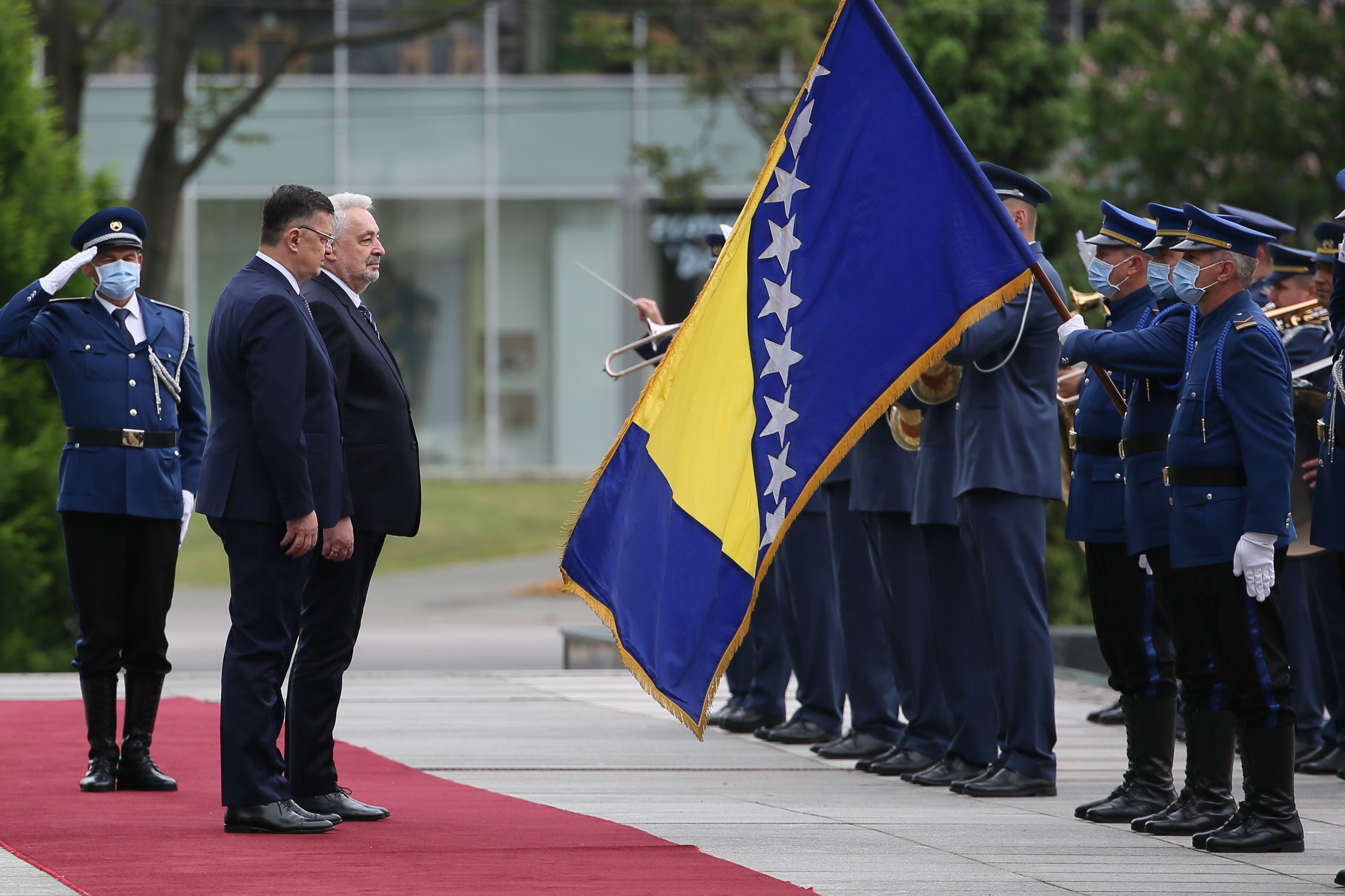 Krivokapić s počastima dočekan u Sarajevu