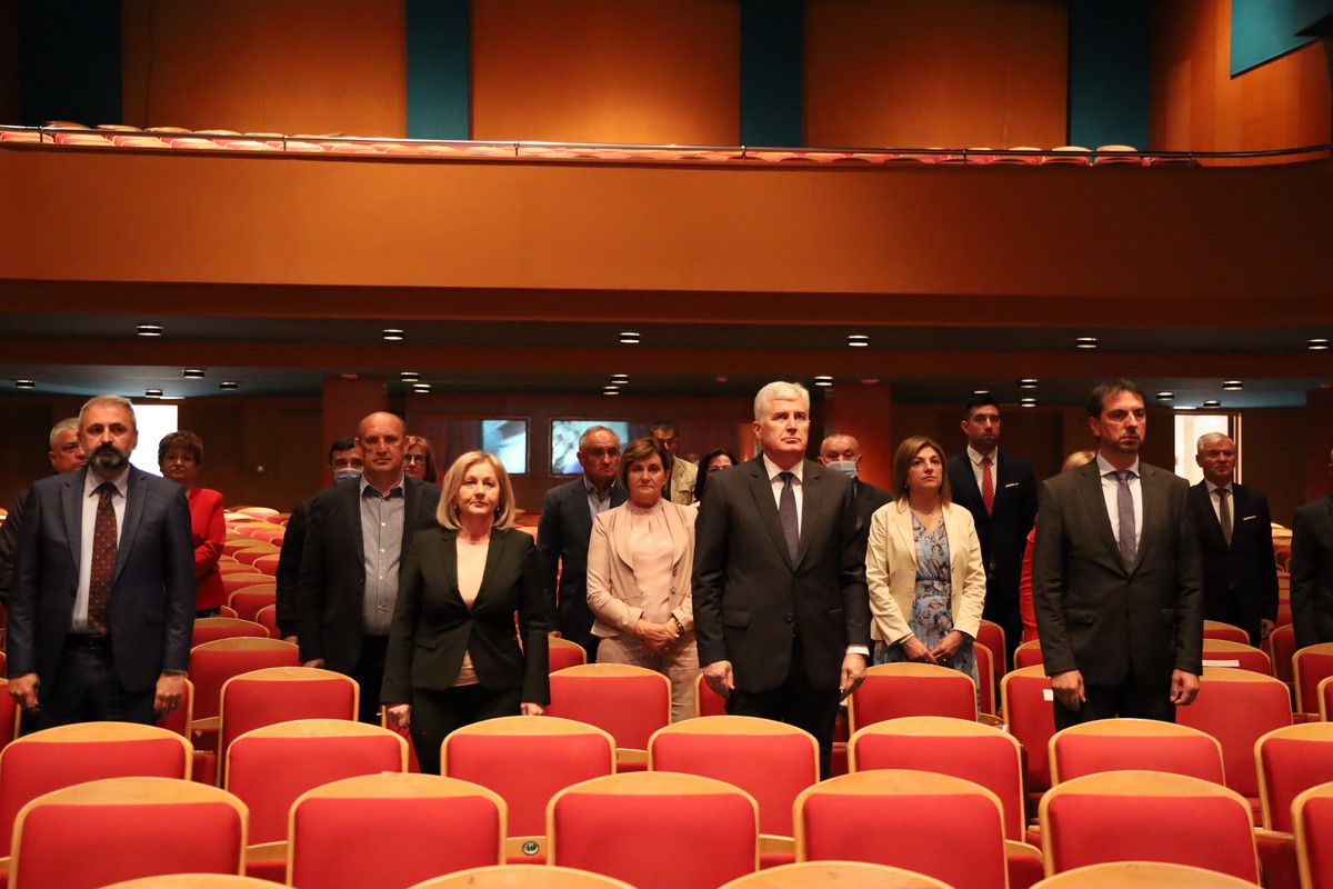 ODRŽAN SABOR HERCEG-BOSNE: Lidija Bradara izabrana za predsjednicu (FOTO)