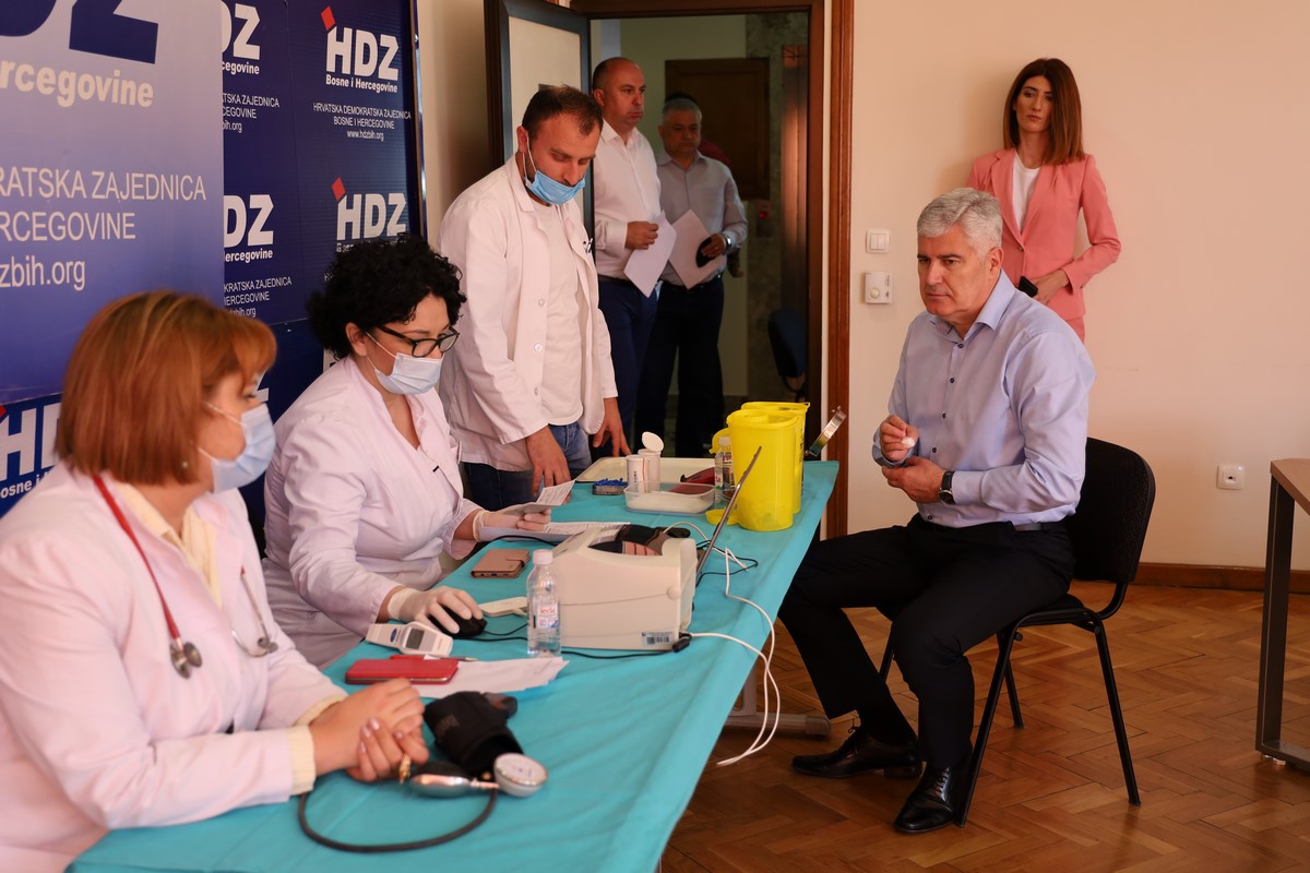 HDZ darivao krv