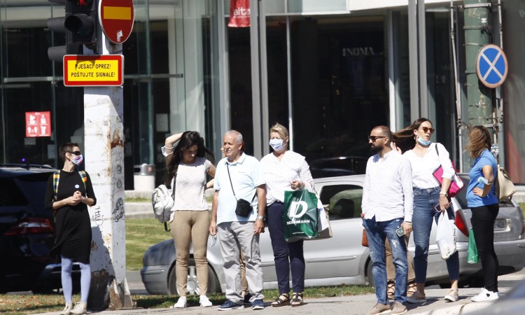 Policijski od 22 sata? Krizni stožer predlaže nastavak ublažavanja mjera