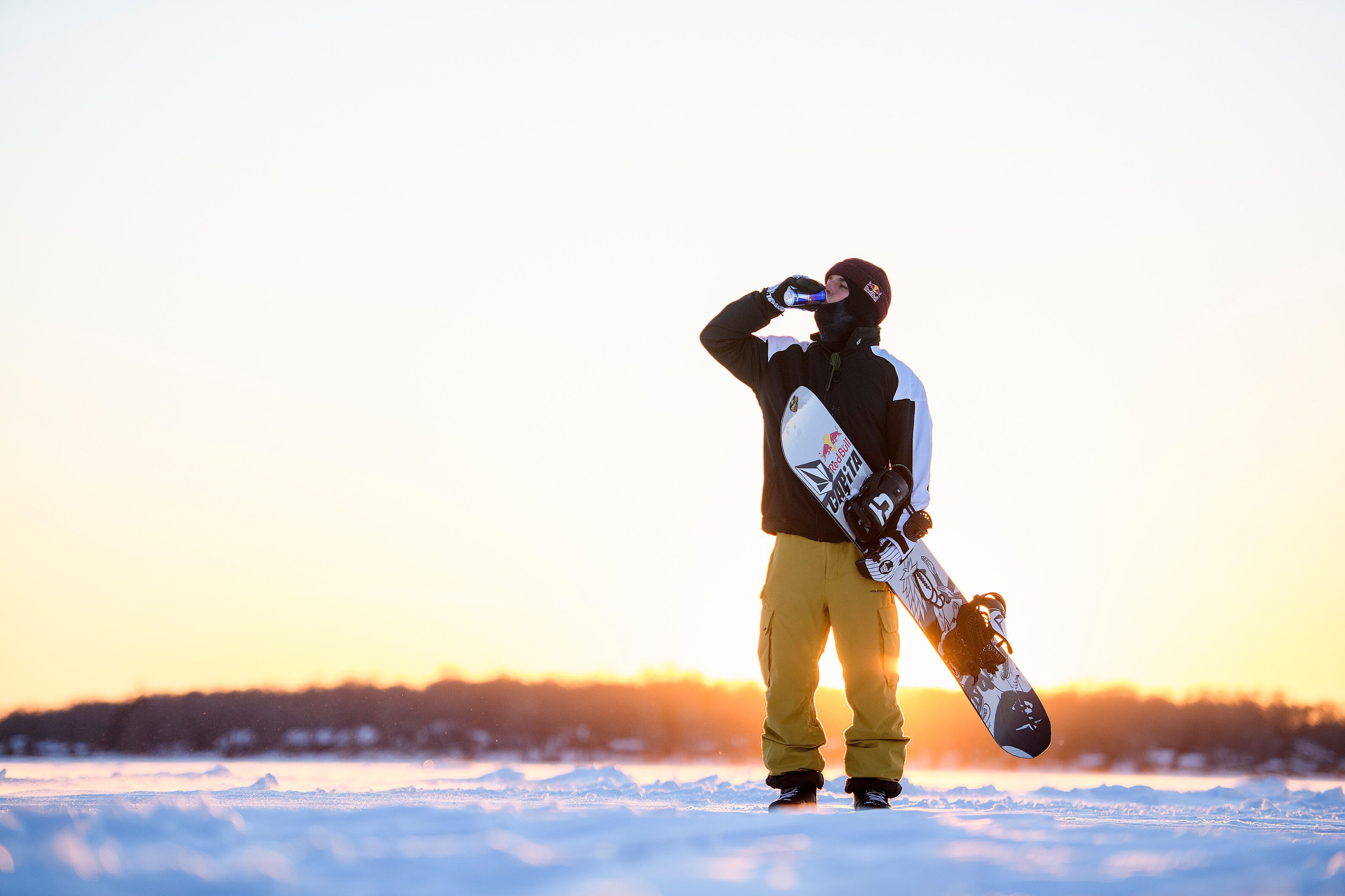 VIDEO Snowboarding na zaleđenom jezeru