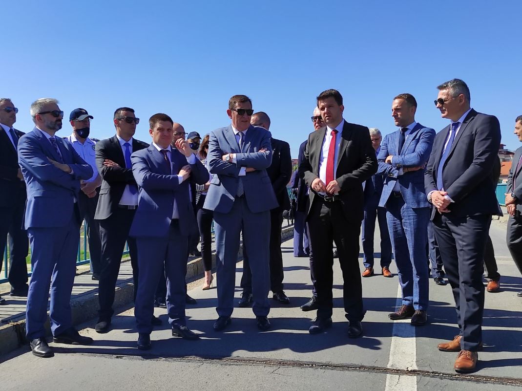 Rekonstrukcija mosta koji spaja Brčko i Gunju, izgradnja prijelaza u Svilaju, most u Gradišci do svibnja 2022.