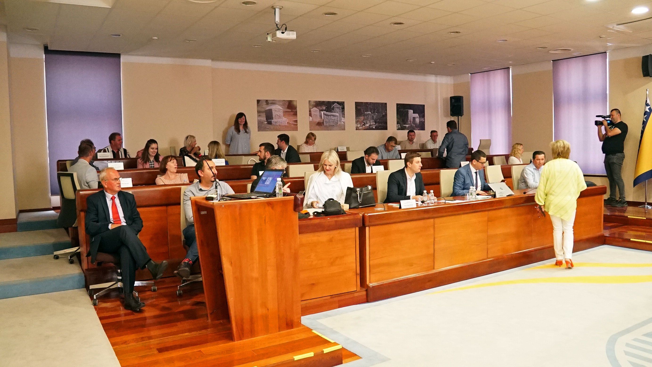 PRATITE UŽIVO Vijećnici raspravljaju što će biti s Uborkom!