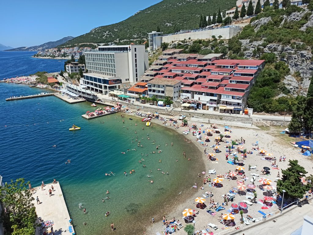 NEUM: Napadnut federalni inspektor