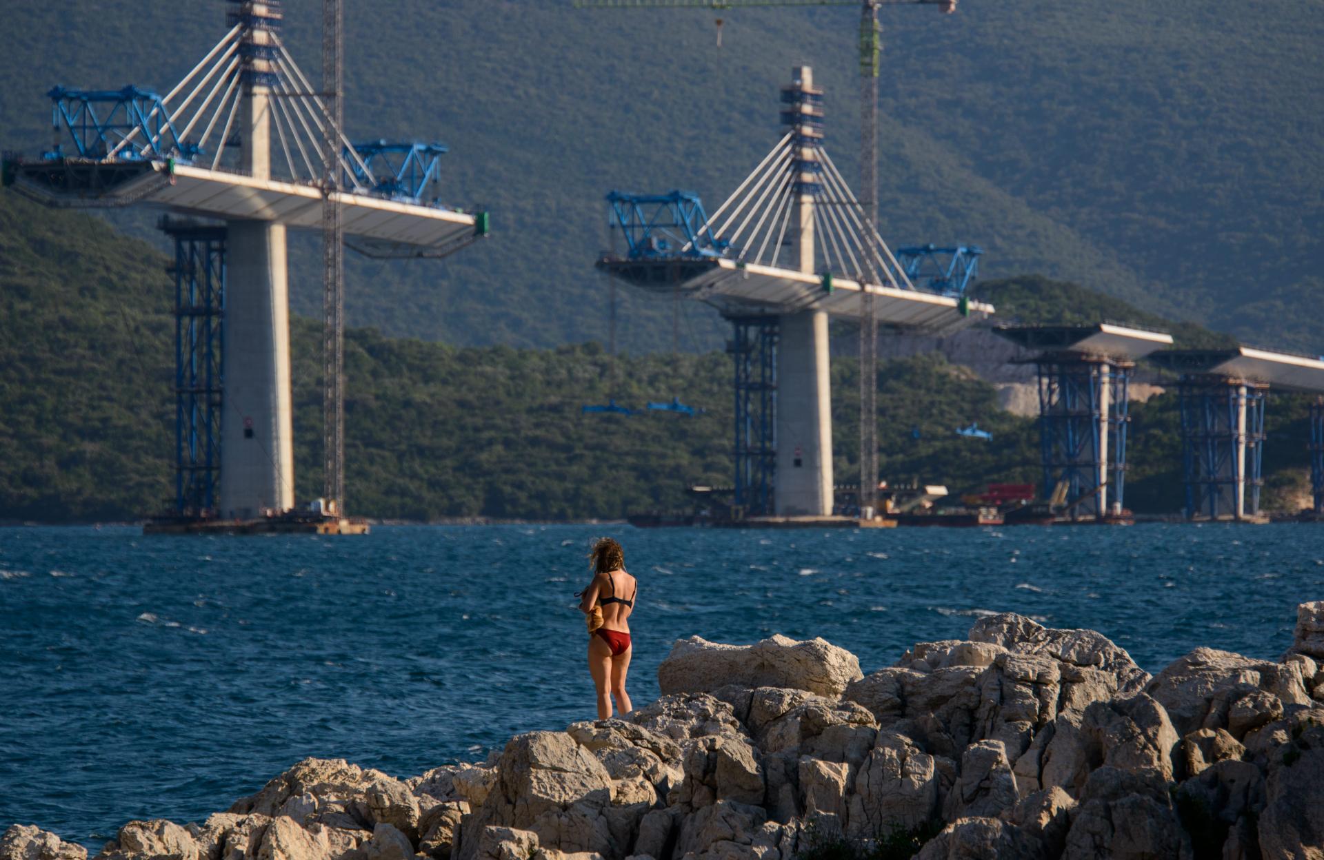 Kako napreduju radovi na Pelješkom mostu (Foto)