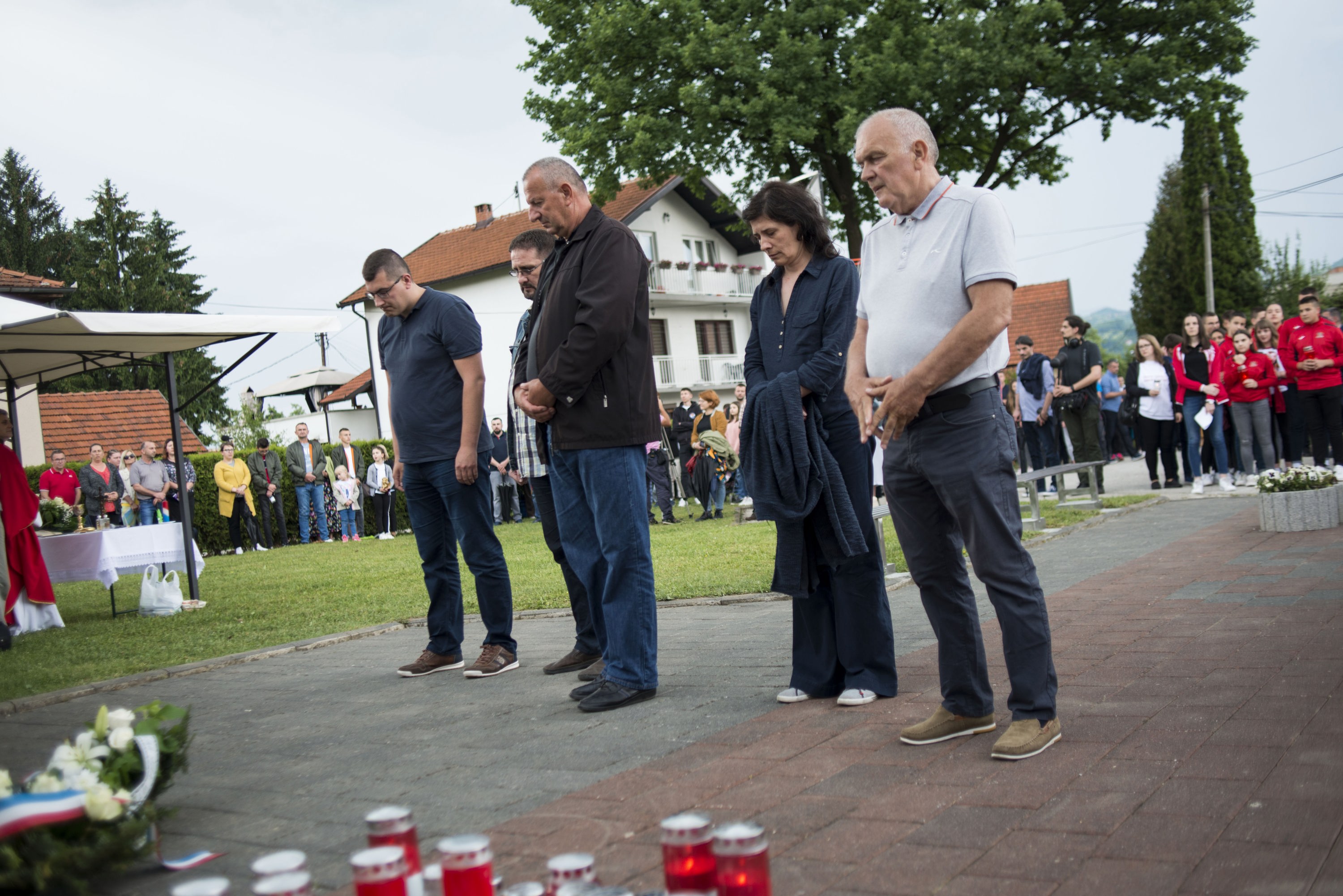 Ubojstvo djece u Vitezu: Anđeli naši, mi vas nismo zaboravili