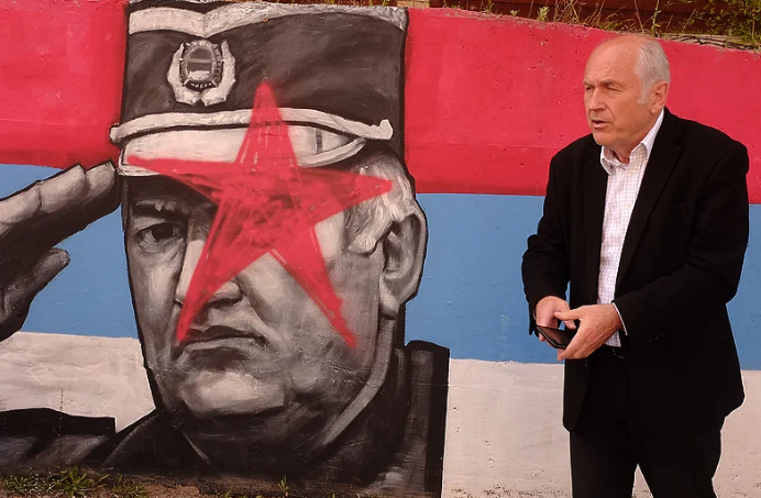 Inzko šokiran muralom Ratka Mladića: Uklonit ćemo sve murale posvećene ratnim zločincima