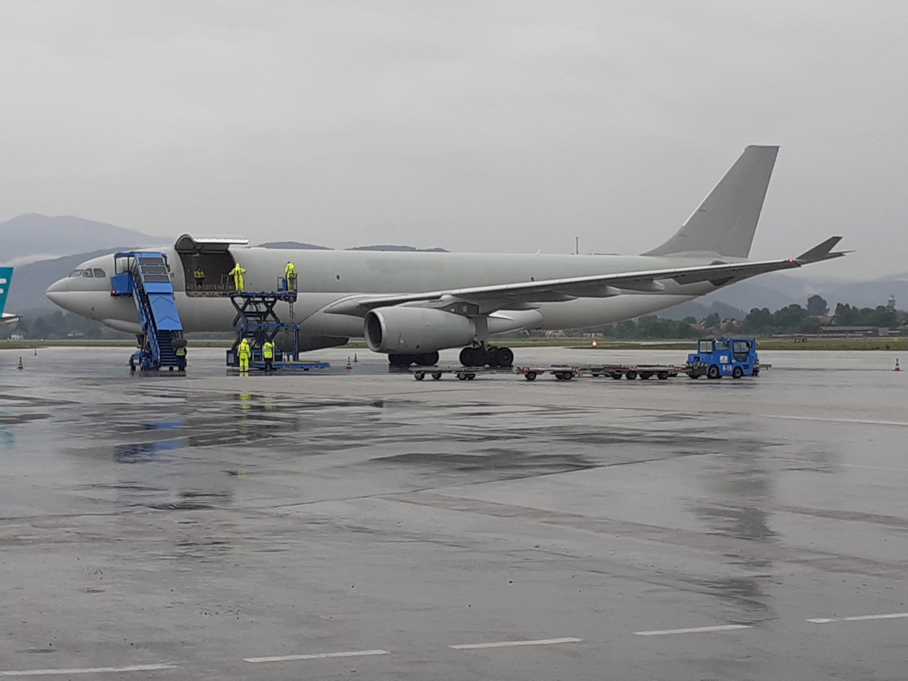 Radnika aerodroma "usisao" motor aviona, umro je