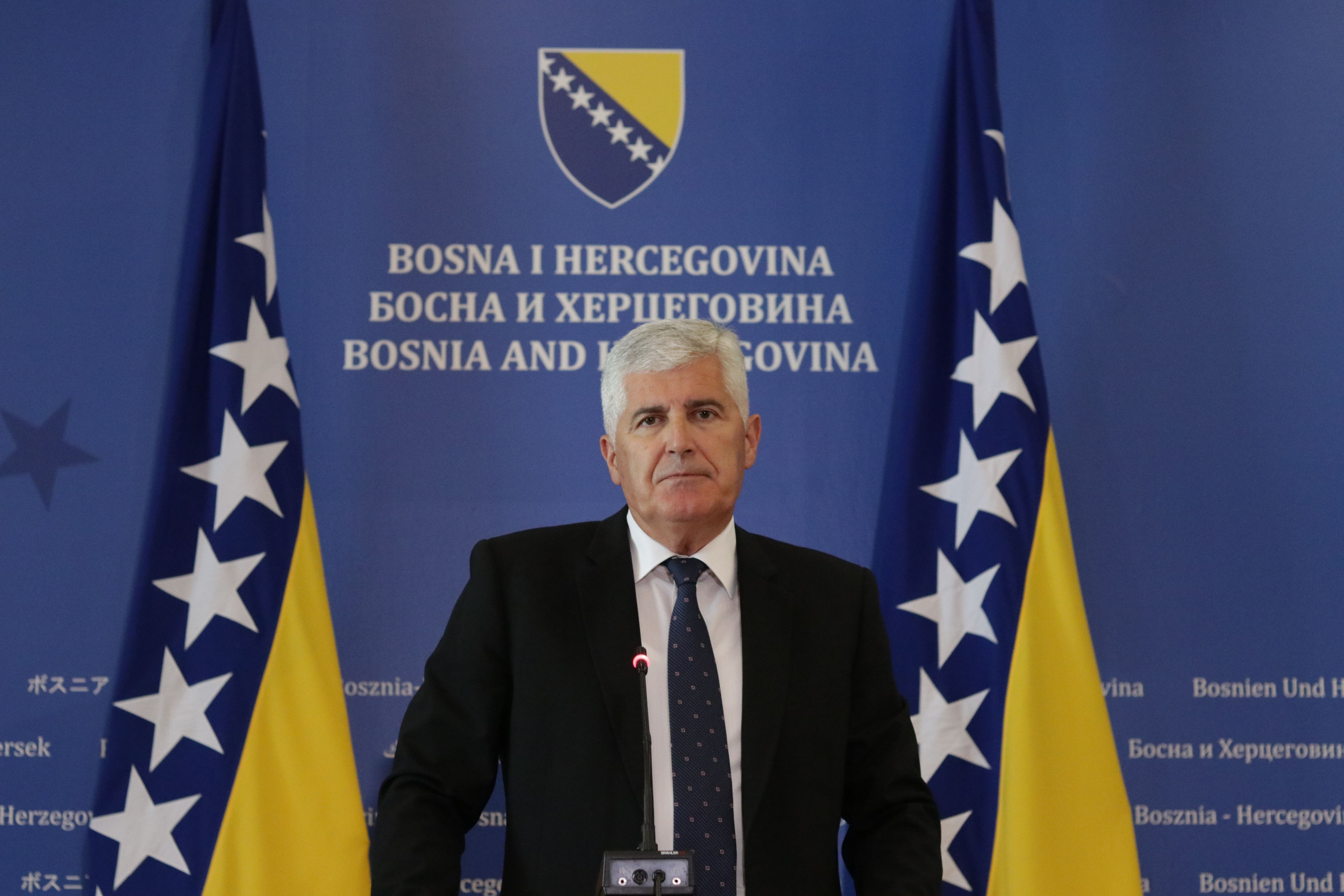 Čović kaže da je Inzko "znatno unazadio sve projekte u BiH"