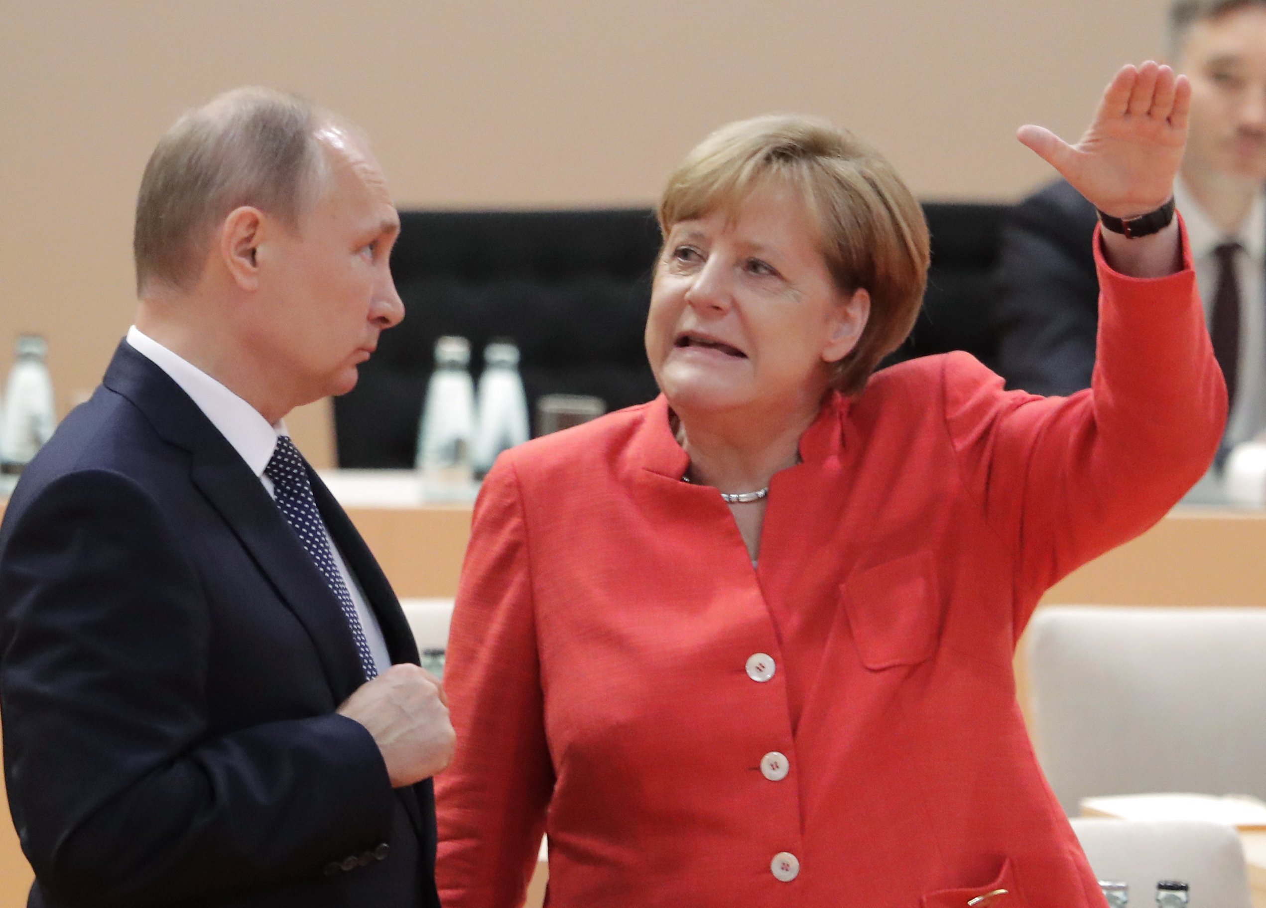 Merkel branila odluke svoje vlade o kupovini ruskog plina