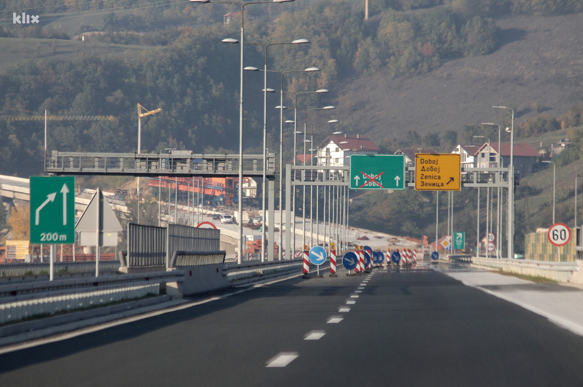 GDJE SU PARE? Građani FBiH plaćaju najskuplje putarine za najlošije ceste u Europi