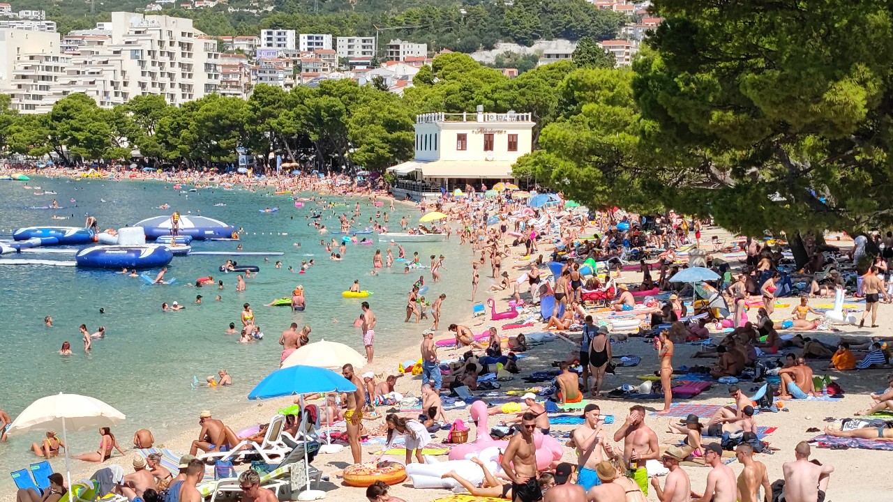 Delta soj masovno šire djeca, primijećen porast broja zaraženih nakon povratka s mora