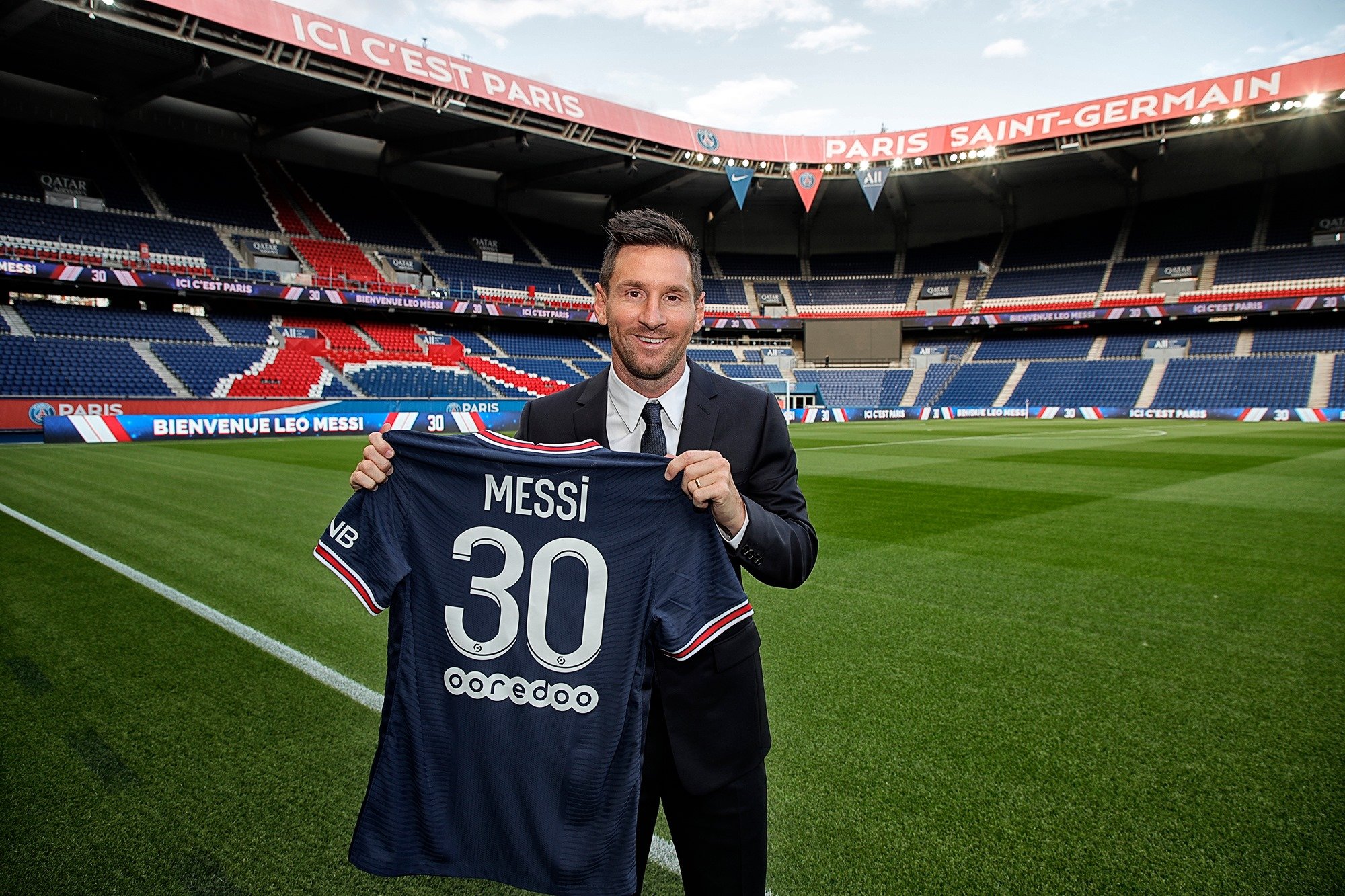 Lionel Messi debitira za PSG večeras?