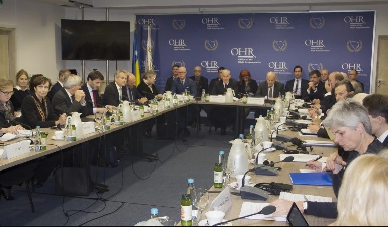 Sukob Europe, Amerike i Rusije oko BiH