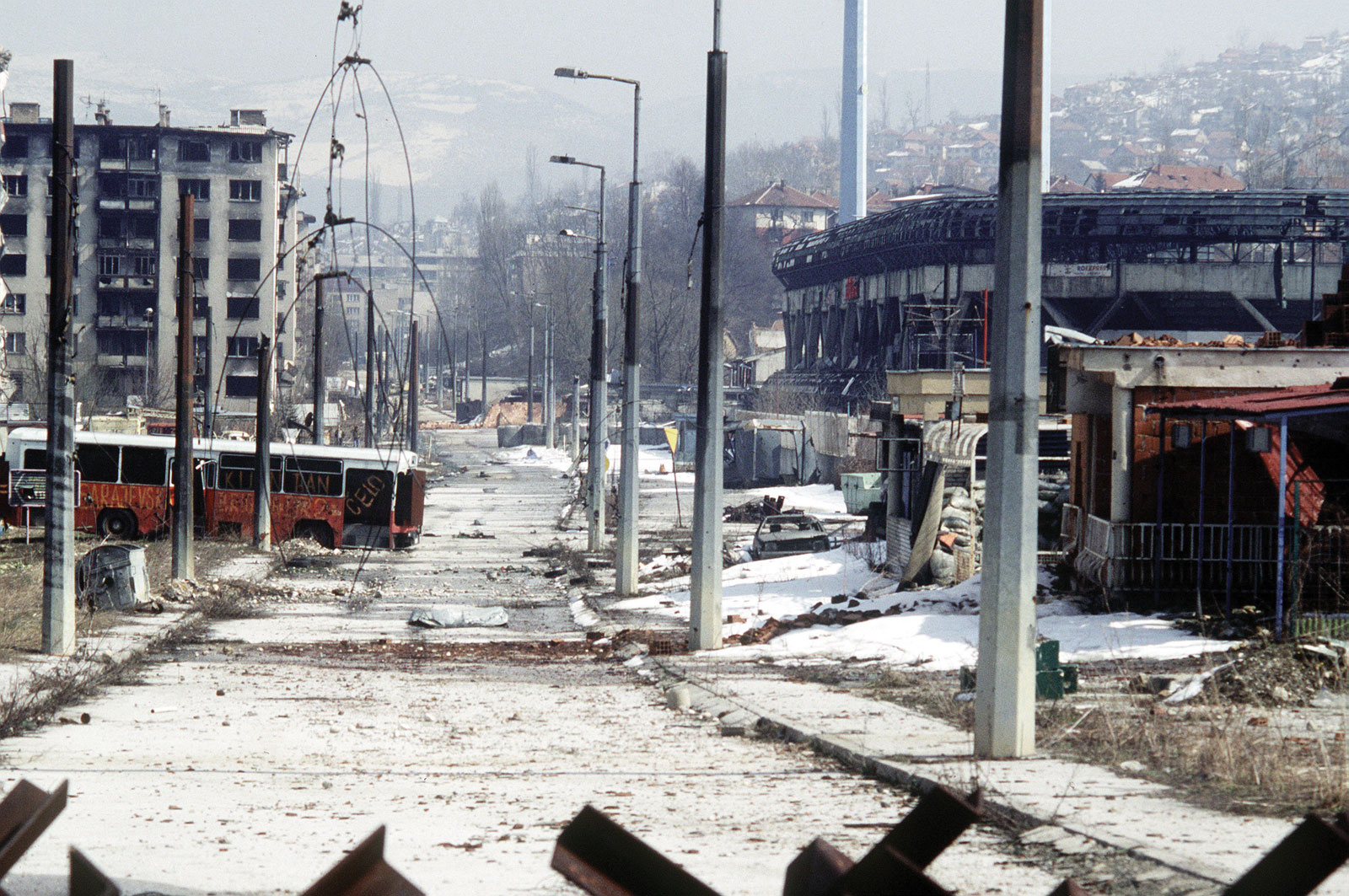 'Za očekivati je tužbe za odštetu': Srbija i RS pred financijskom slomom?