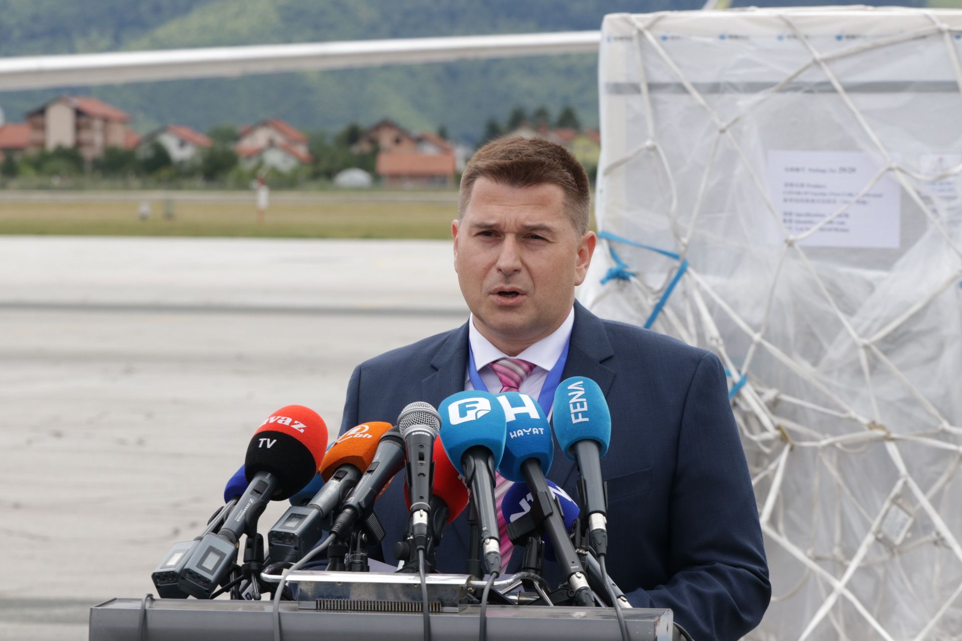 OTKRIVEN TAJNI UGOVOR: Namjeravali kupiti ruski Sputnjik V, ali kupili 'tajno' kineski Sinopharm
