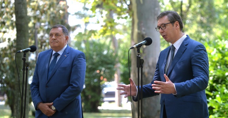 Vučić i Dodik suglasni oko Inzkove odluke