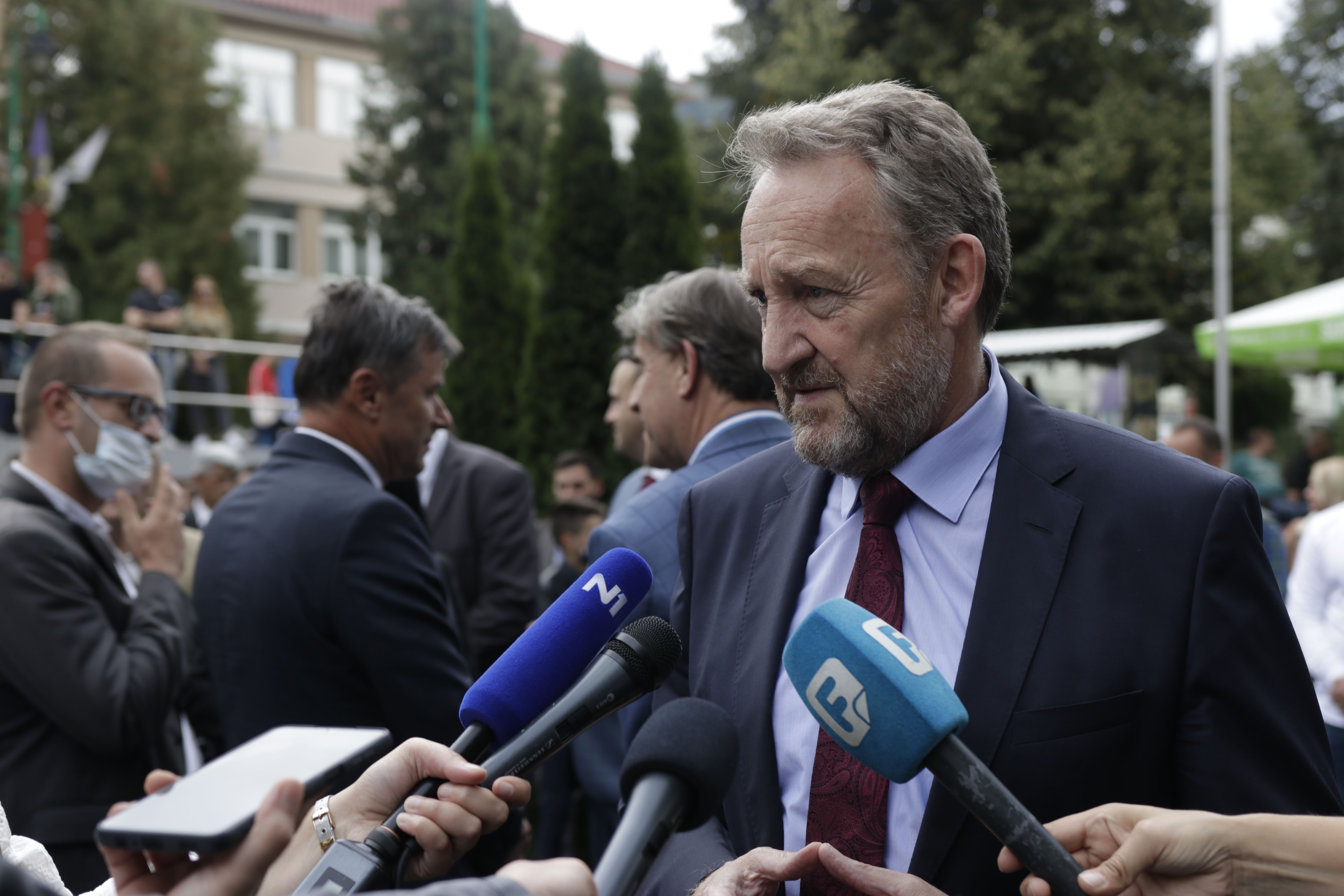 Izetbegović: Neke stvari se kažu u ljutnji, a onda se racionalno postupi