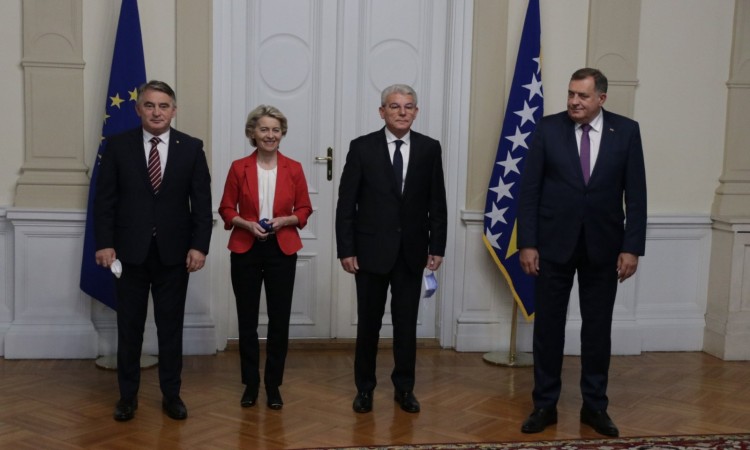 DANAS NE BLOKIRA: Na sastanak s Ursulom von der Leyen došao i Dodik