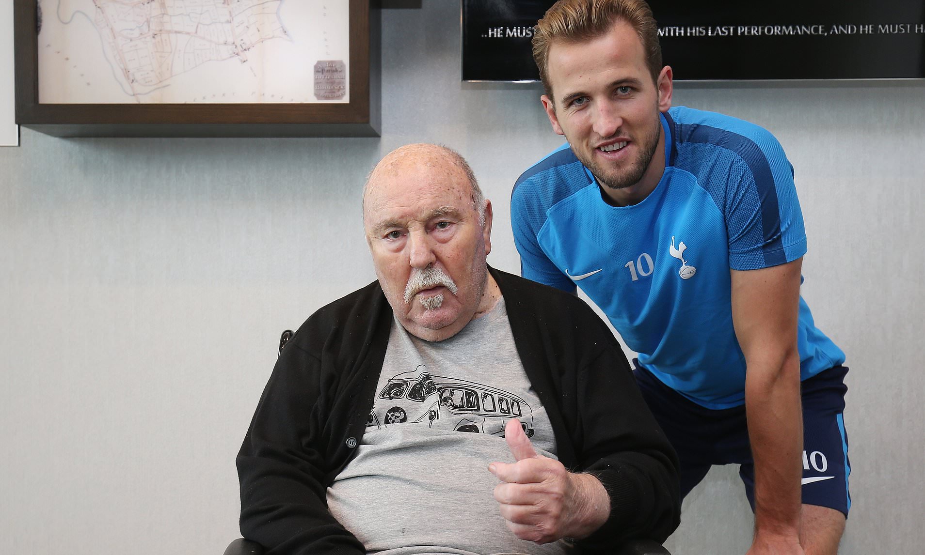 Umro bivši engleski napadač Jimmy Greaves