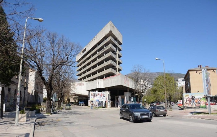 Hoće li konačno obnoviti Staklenu banku?