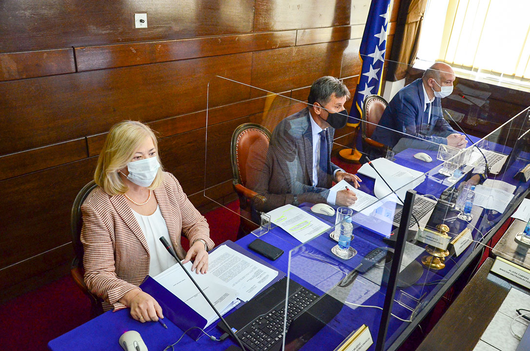 Pomoć gospodarstvu u iznosu 105 milijuna maraka