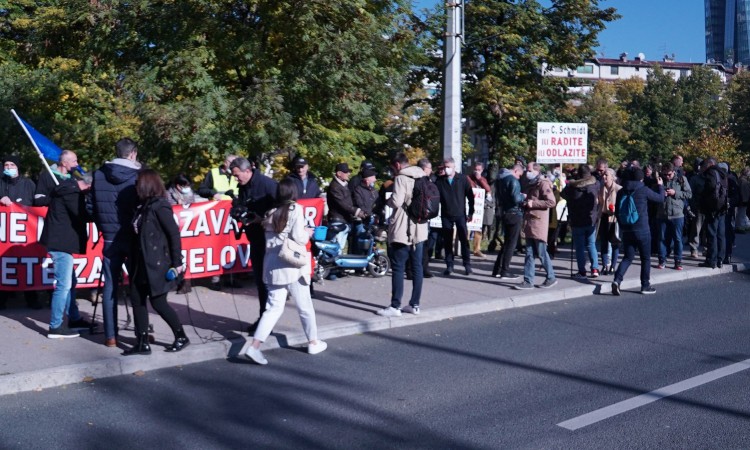 OHR zagovornik mirnih prosvjeda