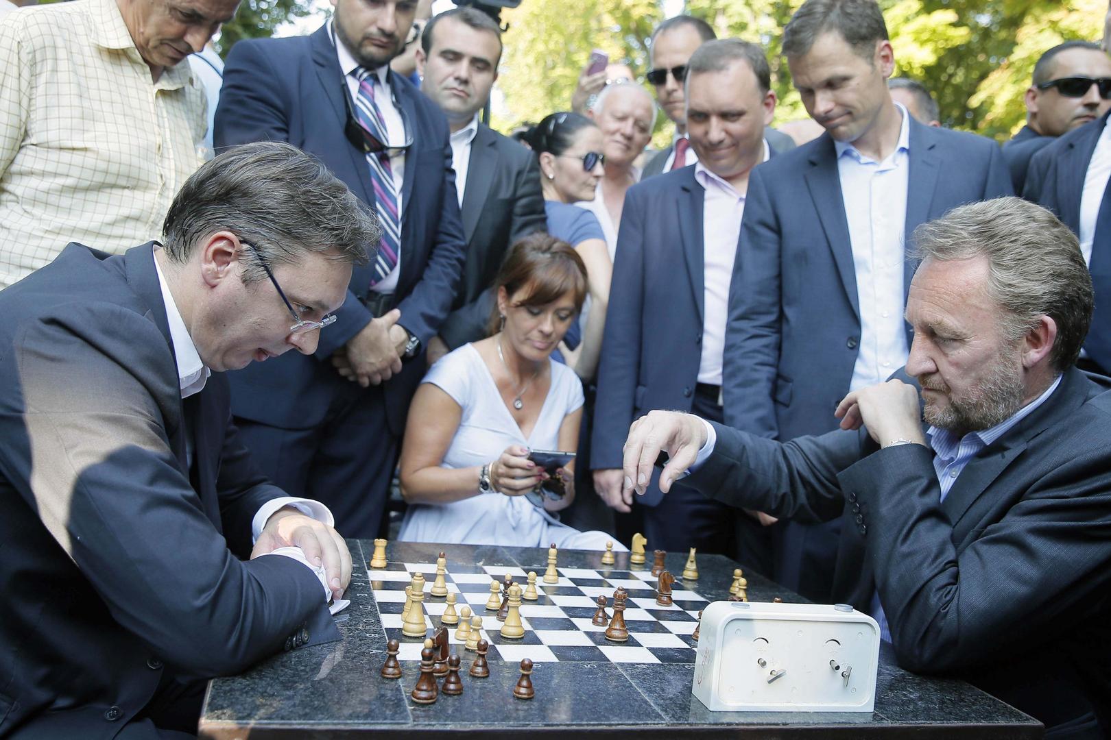 Bošnjački poglavica ponižava državu, Komšića i Džaferovića