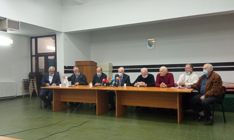 Penzioneri žele 2022. dočekati s uvećanim penzijama