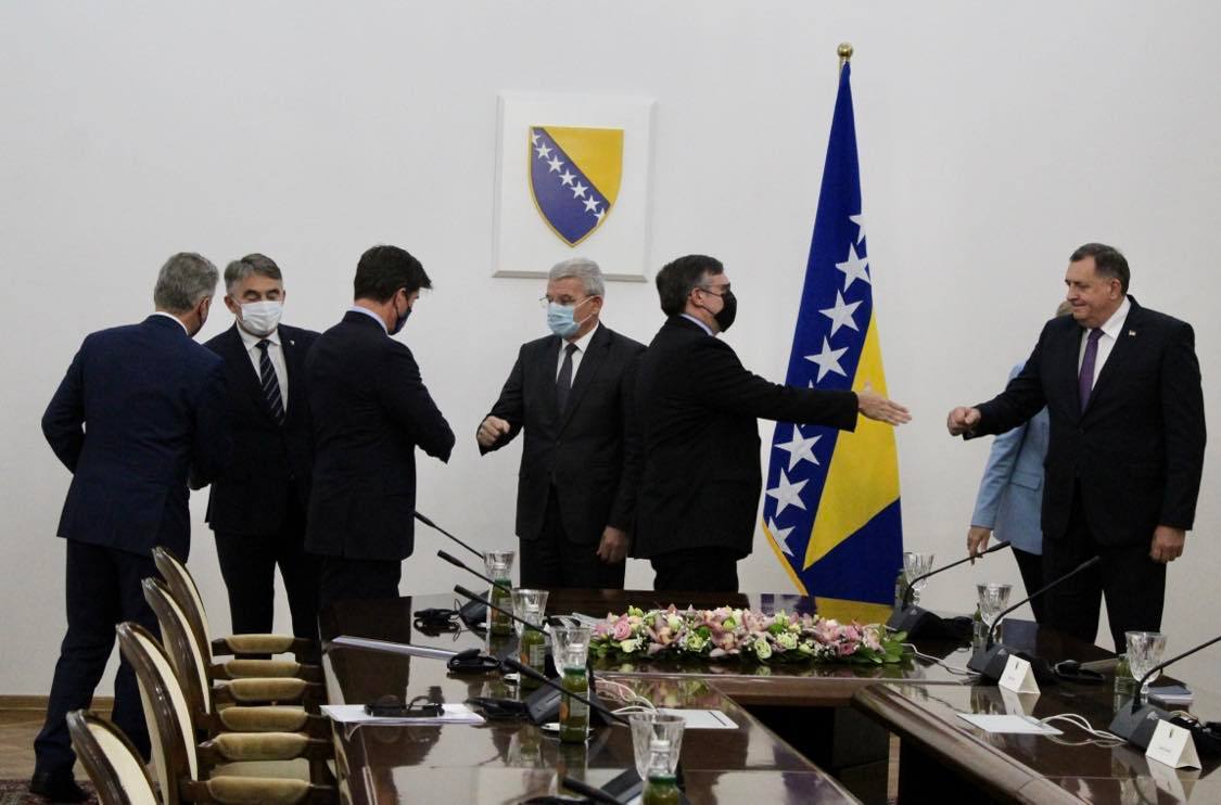 Palmer na sastanku s Predsjedništvom BiH, stigao i Dodik