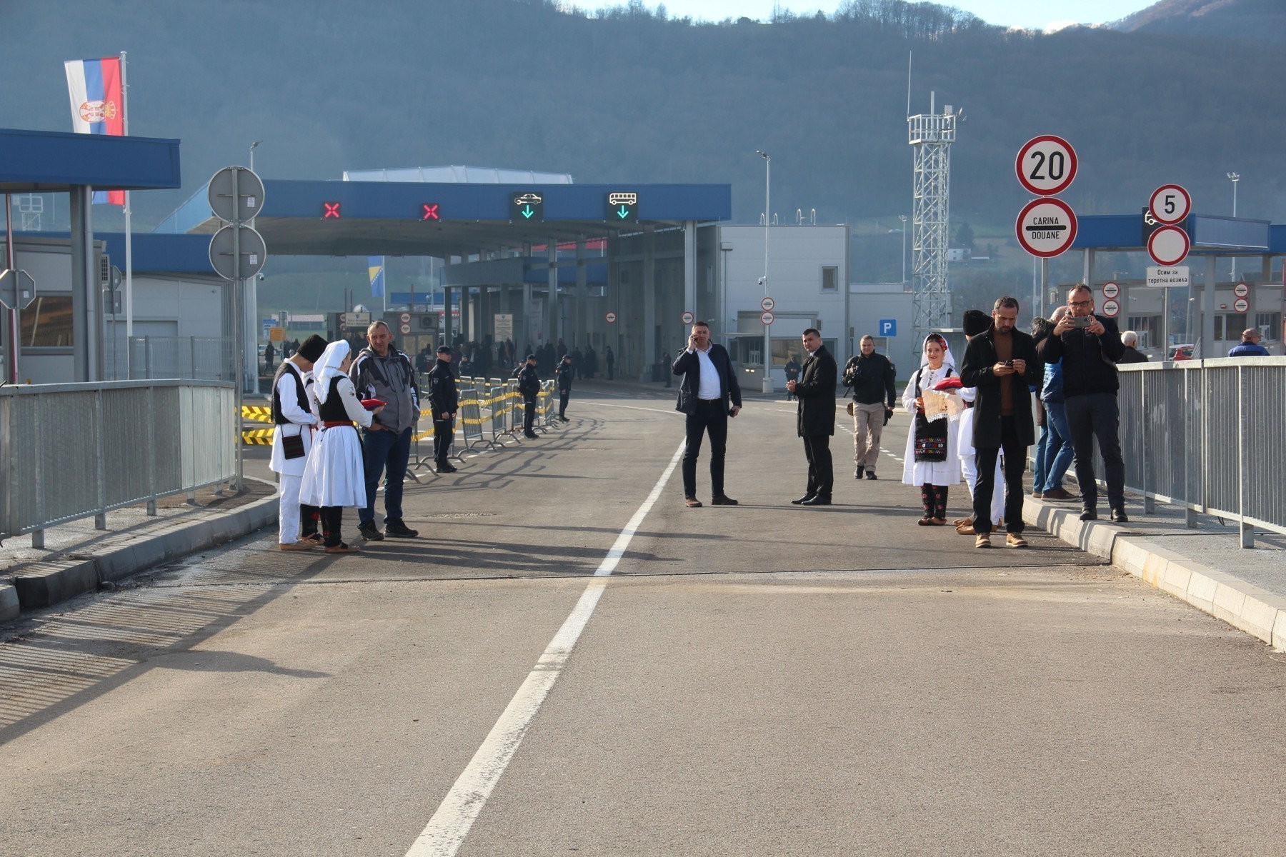 Otvoren novoizgrađeni granični prijelaz i most između Bratunca i Ljubovije