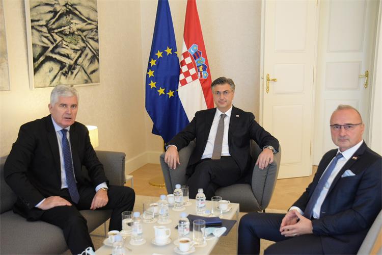 O čemu je Čović razgovarao s Plenkovićem?