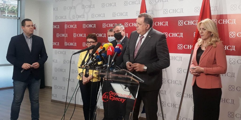SNSD predao četiri dokumenta o prijenosu nadležnosti, ali za šest mjeseci