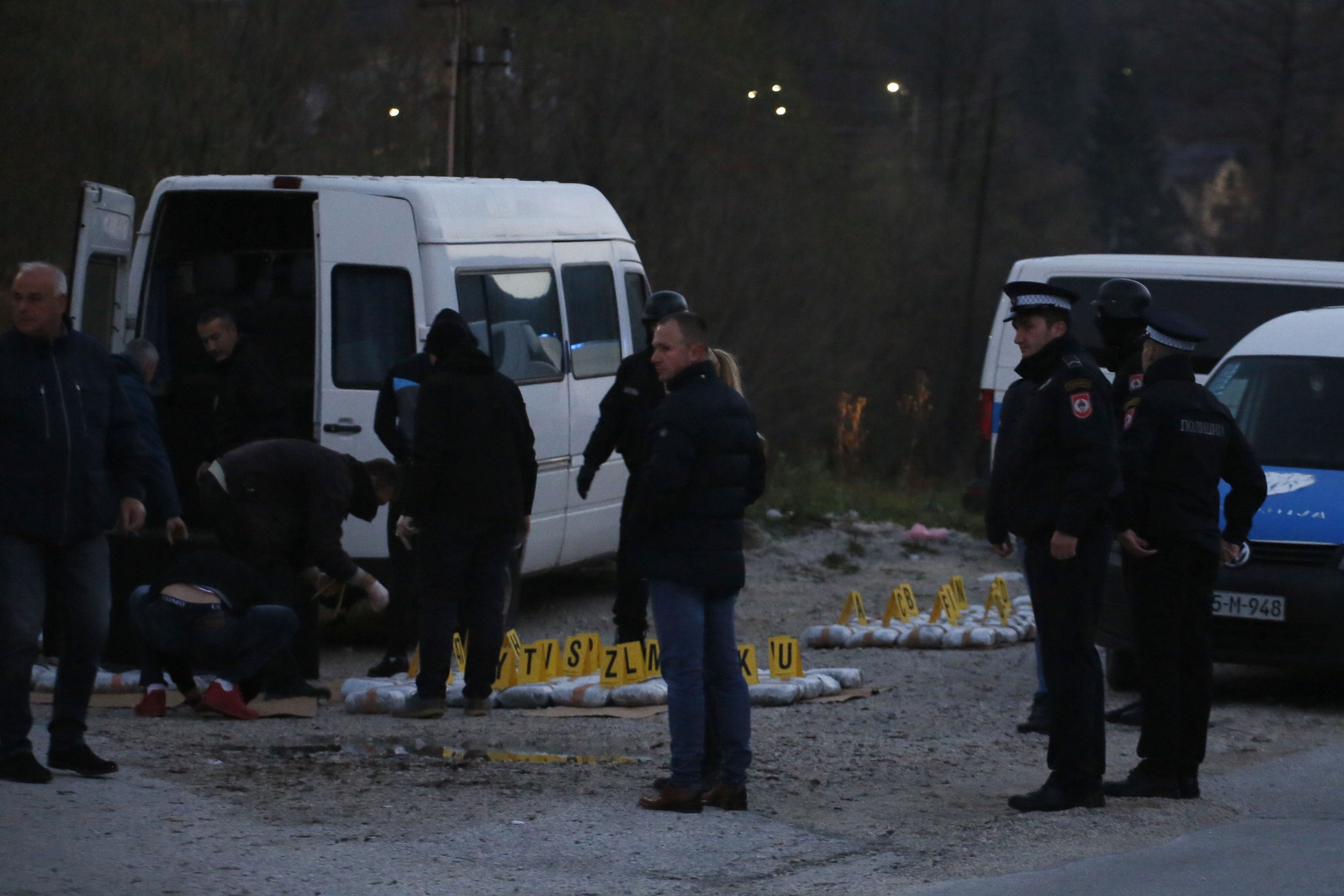 U kombiju otkrivena velika količina droge