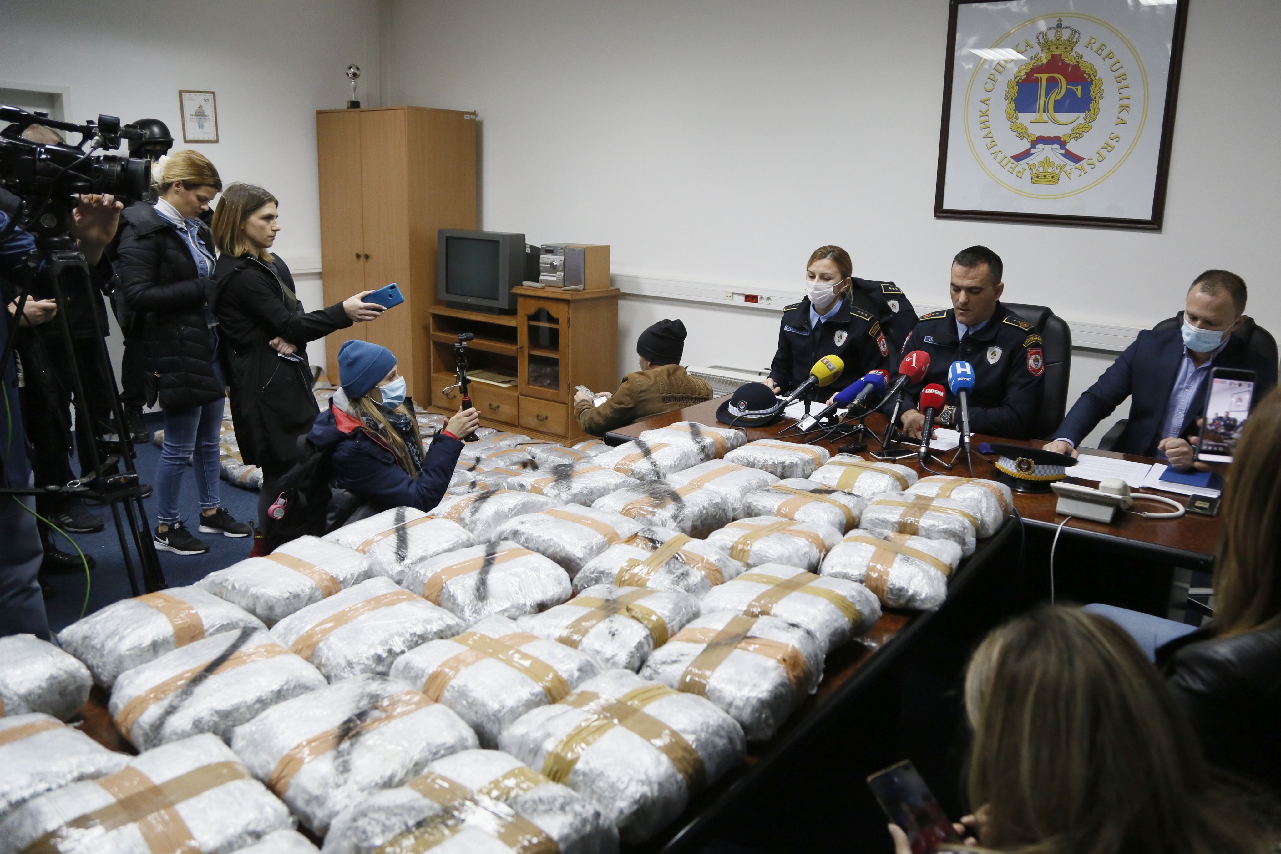 Uhapšeno pet osoba i oduzeto 132 kg droge