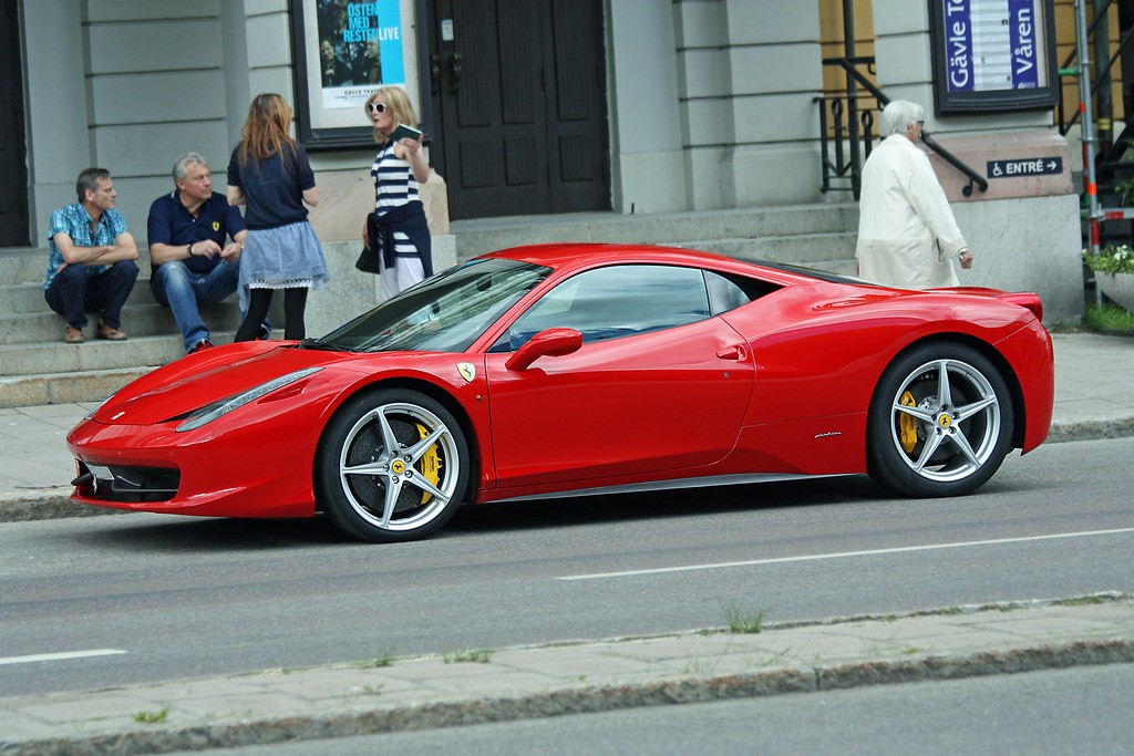 U BiH ove godine uvezen Ferrari plaćen više od pola milijuna maraka