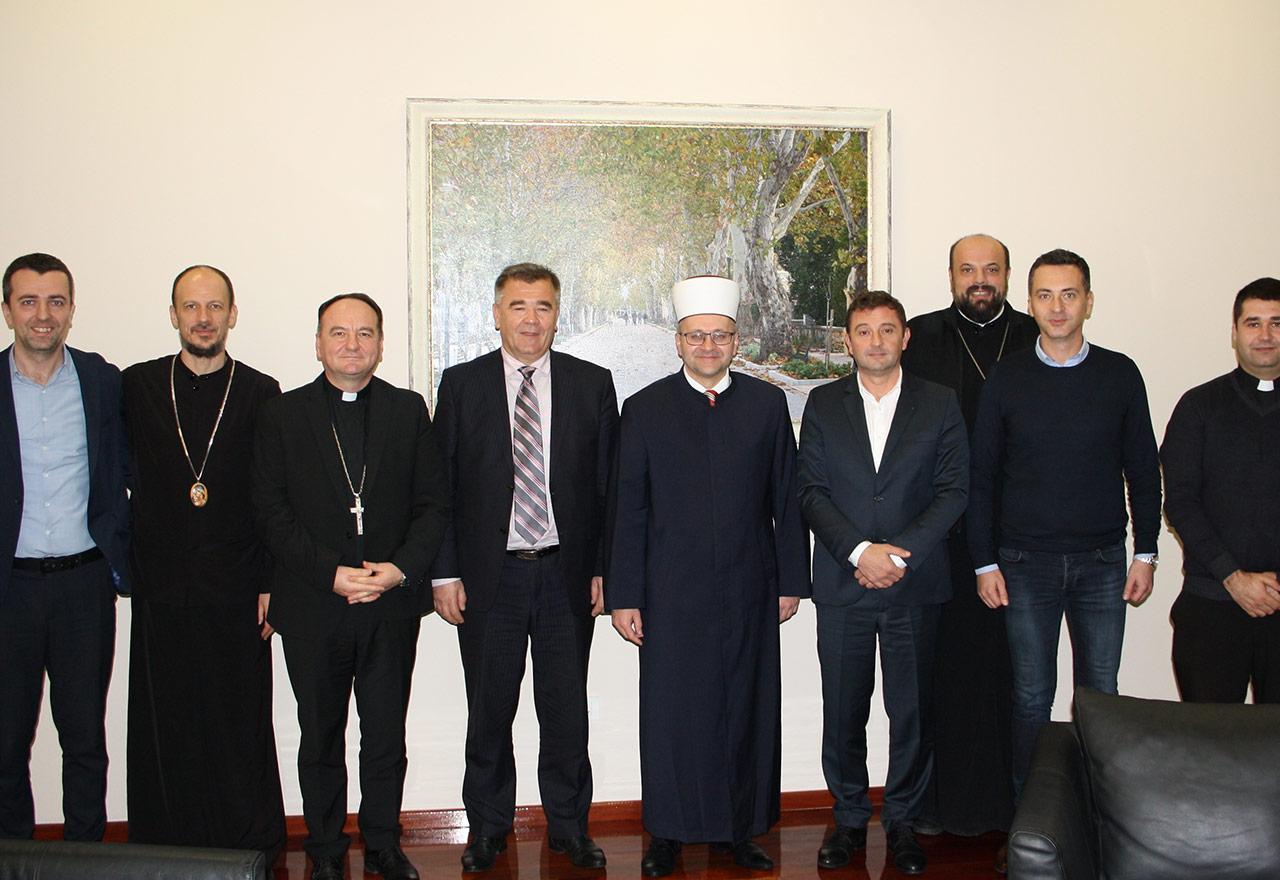Čelnici Mostara i vjerski predstavnici: Sve stvari treba nazivati pravim imenom