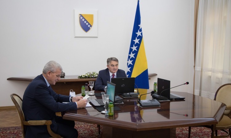 Dodik nije došao na izvanrednu sjednicu Predsjedništva BiH