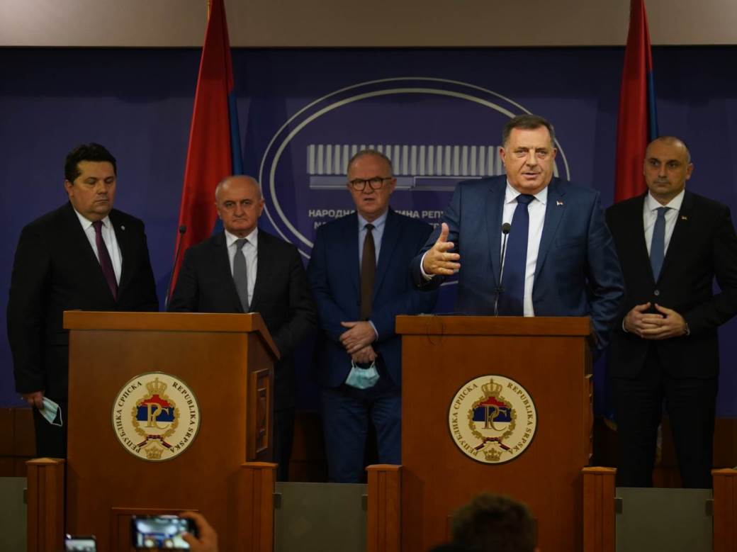 Oporba iz RS-a upozorava da ih Dodik vodi u rat
