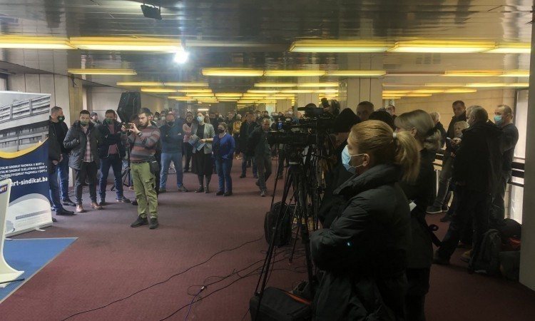 Uposlenici BHRT-a održali štrajk: Bilo je teško, sada je postalo preteško