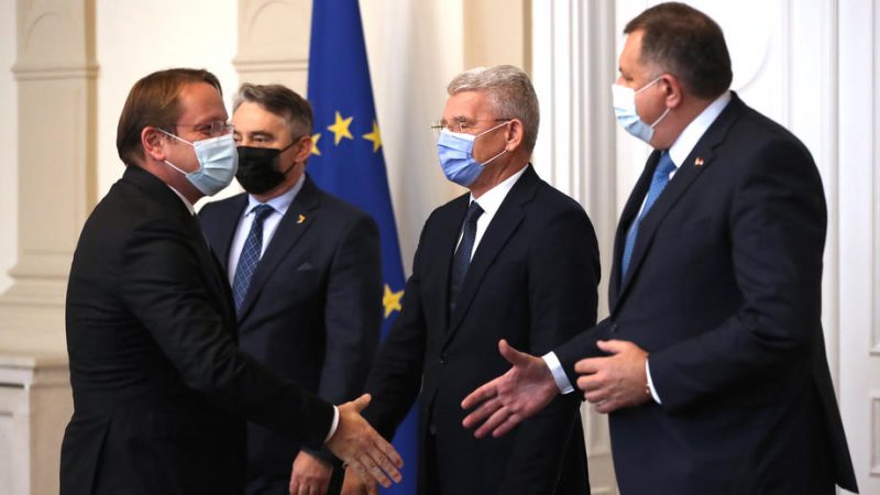 Delegacija EU tvrdi da se Varhely usprotivio Dodikovim planovima