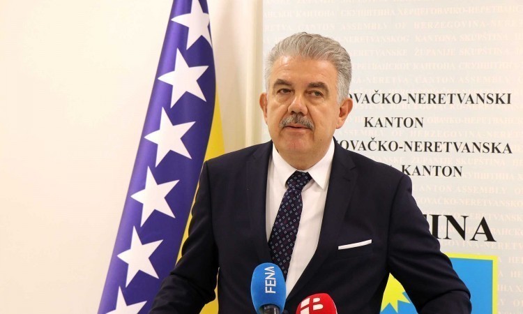 Herceg: Nisu problem sredstva nego blokada računa